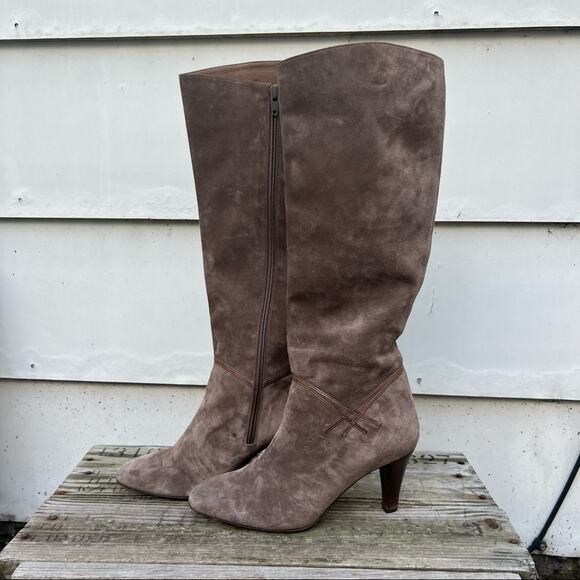 Bruno Magli bone tan knee high suede heeled boots 7 1/2 B - Picture 1 of 11